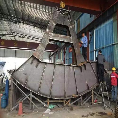 支鉸鋼梁振動時(shí)效處理應(yīng)力方法概述