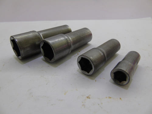 異型套筒類零件振動消除應力