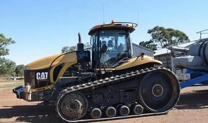 履帶拖拉機車架大梁振動時效去應力效果分析